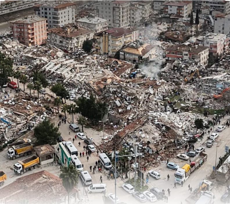 Türkiye ve Suriye'yi vuran korkunç ikiz depremlerin ardından yaşanan yıkım
