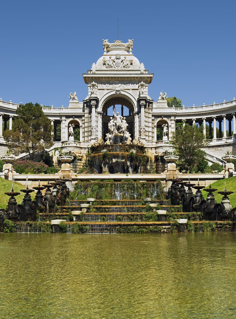 Longchamp-Palast und Park