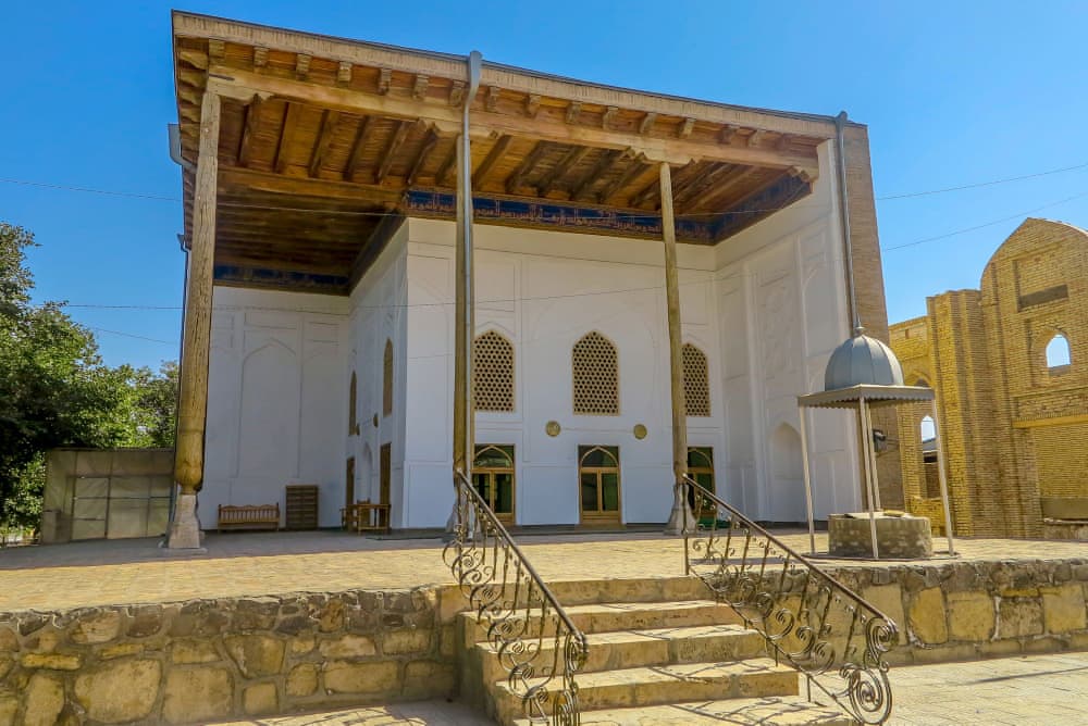 Baland Mosque Wooden Columns Viewpoint