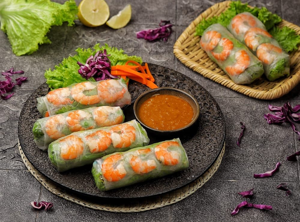 Аппетитная кухня Фукуока: спринг-роллы