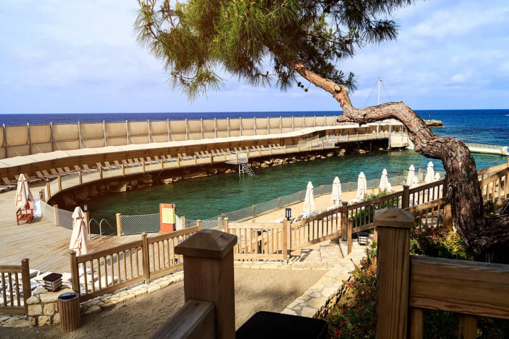 Strandabschnitt nur für Frauen im Wome Deluxe hotel, Alanya