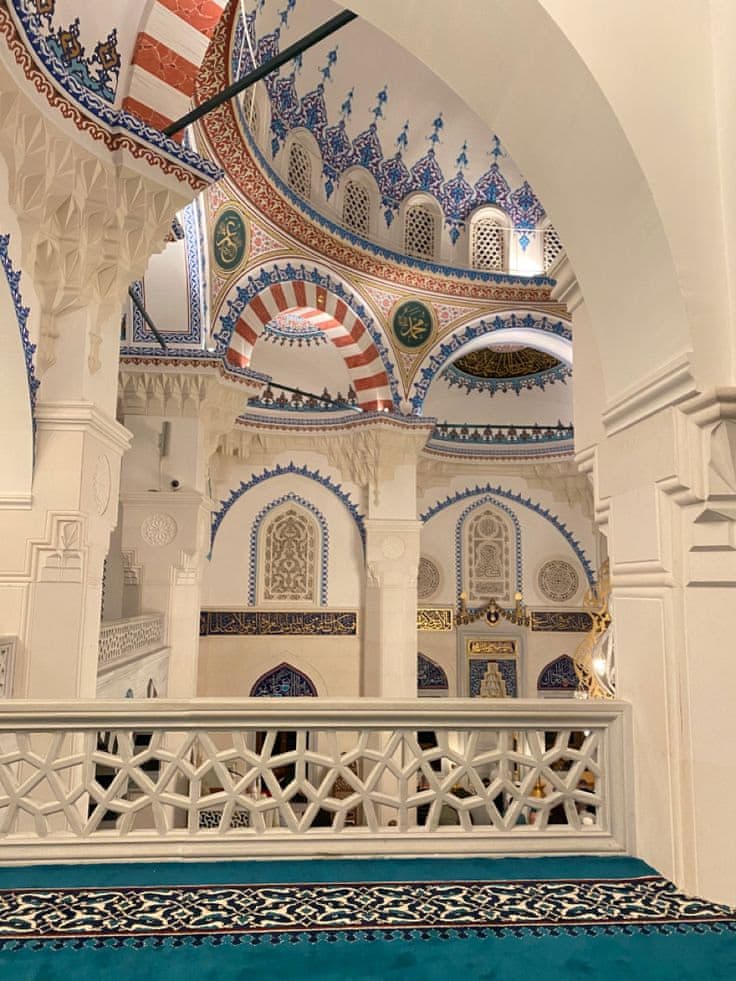 Berlin'de bulunan ve Müslüman topluluğun sıklıkla bir araya geldiği Şehitlik Camii