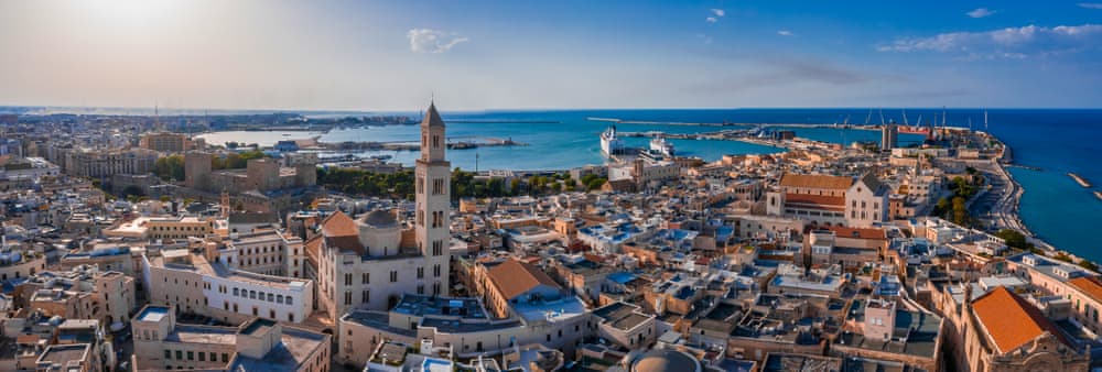 Vue aérienne de la vieille ville de Bari